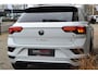 Volkswagen T-Roc 1.5 TSI DSG R-Line Pano/Camera/LED/Trekhaak