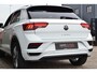 Volkswagen T-Roc 1.5 TSI DSG R-Line Pano/Camera/LED/Trekhaak