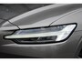 Volvo V60 B3 163pk Momentum Advantage | Park Assist | Navigation Tech | 17