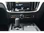 Volvo V60 B3 163pk Momentum Advantage | Park Assist | Navigation Tech | 17