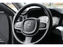 Volvo V60 B3 163pk Momentum Advantage | Park Assist | Navigation Tech | 17