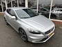 Volvo V40 2.0 T3 SUMMUM