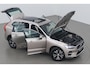 Volvo XC60 T6 Plug-in hybrid Essential Bright | Panoramadak | Trekhaak | Camera | Apple Carplay