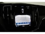 Volvo XC60 T6 Plug-in hybrid Essential Bright | Panoramadak | Trekhaak | Camera | Apple Carplay