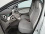 Renault Zoe Q210 Zen Quickcharge 22 kWh (ex Accu) - Navigatie - Airconditioning - Parkeersensoren Achter