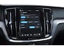 Volvo V60 T6 350PK Automaat AWD Ultra Dark / Long Range / 360 Camera / Harman Kardon audio / Head-up display / Panorama dak / Apple carplay / Android auto /