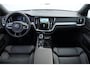 Volvo V60 T6 350PK Automaat AWD Ultra Dark / Long Range / 360 Camera / Harman Kardon audio / Head-up display / Panorama dak / Apple carplay / Android auto /