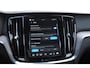 Volvo V60 T6 350PK Automaat AWD Ultra Dark / Long Range / 360 Camera / Harman Kardon audio / Head-up display / Panorama dak / Apple carplay / Android auto /