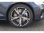 Volvo V60 T6 350PK Automaat AWD Ultra Dark / Long Range / 360 Camera / Harman Kardon audio / Head-up display / Panorama dak / Apple carplay / Android auto /