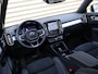 Volvo XC40 B4 Plus Black Edition | Panoramadak | Stoel-/ stuurverwarming | Memory stoelen elektrisch bedienbaar