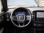 Volvo XC40 B4 Plus Black Edition | Panoramadak | Stoel-/ stuurverwarming | Memory stoelen elektrisch bedienbaar