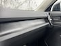 Volvo XC40 T5 Plug-in Hybrid Ultimate Dark | Navigatie | Adaptieve Cruise Control | Schuif-/Kanteldak | 360 Camera | Harman Kardon Audio | Zitverlenging | Stoel-/Stuurverwarming | Lederen Bekleding | Memory | Getint Glas | Elektr. Stoelen | Dodehoekdetectie | Park Assist | Elek. Achterklep | Apple Carplay | 21" LM
