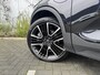 Volvo XC40 T5 Plug-in Hybrid Ultimate Dark | Navigatie | Adaptieve Cruise Control | Schuif-/Kanteldak | 360 Camera | Harman Kardon Audio | Zitverlenging | Stoel-/Stuurverwarming | Lederen Bekleding | Memory | Getint Glas | Elektr. Stoelen | Dodehoekdetectie | Park Assist | Elek. Achterklep | Apple Carplay | 21" LM