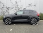 Volvo XC40 T5 Plug-in Hybrid Ultimate Dark | Navigatie | Adaptieve Cruise Control | Schuif-/Kanteldak | 360 Camera | Harman Kardon Audio | Zitverlenging | Stoel-/Stuurverwarming | Lederen Bekleding | Memory | Getint Glas | Elektr. Stoelen | Dodehoekdetectie | Park Assist | Elek. Achterklep | Apple Carplay | 21" LM