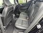 Volvo XC40 T5 Plug-in Hybrid Ultimate Dark | Navigatie | Adaptieve Cruise Control | Schuif-/Kanteldak | 360 Camera | Harman Kardon Audio | Zitverlenging | Stoel-/Stuurverwarming | Lederen Bekleding | Memory | Getint Glas | Elektr. Stoelen | Dodehoekdetectie | Park Assist | Elek. Achterklep | Apple Carplay | 21" LM