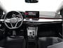Volkswagen Golf 1.5 eHybrid 204pk Life Edition Panorama Ergo Camera 18"velgen Trekhaak 122