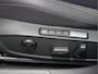 Volkswagen Golf 1.5 eHybrid 204pk Life Edition Panorama Ergo Camera 18"velgen Trekhaak 122