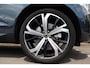 Volvo XC60 2.0 T6 Plug-in hybrid AWD Ultra Dark | 360 Camera | Luchtvering | Head-up display | Schuif / kanteldak |