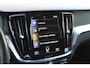 Volvo V60 2.0 B3 R-Design Automaat Elektrisch Verstelbare Stoelen, Lederen Bekleding, Elektrische Achterklep, Cruise & Climate Control