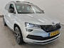 Skoda Karoq 1.5 TSI 150pk Automaat Sportline Business | Panoramadak | Trekhaak | Comfortpakket | Stoelverwarming | Camera |CarPlay