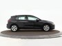Volkswagen Golf 1.0 TSI 110pk Life · Apple/Android Car Play · P-Sensoren · Draadloos Opladen · DAB · 16'' Inch ·