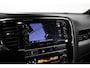 Mitsubishi Outlander 2.4 PHEV Instyle | Schuif- opendak | Navi | Zomer & winterset