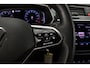 Volkswagen Tiguan R-Line Business+ 1.5 TSI 150pk DSG Automaat Adaptive cruise control, Elektrische achterklep, Black Style, Navigatie, Parkeersensoren, App connect, Stoelverwarming