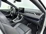 Toyota RAV4 2.5 Hybrid AWD Bi-Tone | Panoramadak | Leder | Apple Carplay / Android Auto | Stoel-/stuurverwarming | Adaptive Cruise | 19 inch