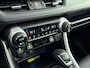 Toyota RAV4 2.5 Hybrid AWD Bi-Tone | Panoramadak | Leder | Apple Carplay / Android Auto | Stoel-/stuurverwarming | Adaptive Cruise | 19 inch
