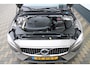 Volvo V60 2.0 T5 Inscription Pano Trekhaak Carplay HUD NAP!!