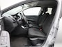 Renault Clio Estate 0.9 TCe Limited | TREKHAAK | KEYLESS | BASS REFLEX GELUIDSSYSTEEM | ACHTERUITRIJCAMERA | PARKEERSENSOREN ACHTER | BLUETOOTH | DAB RADIO | NAVIGATIE | AIRCO | CRUISE CONTROL | VERLICHTING AUTOMATISCH |