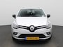 Renault Clio Estate 0.9 TCe Limited | TREKHAAK | KEYLESS | BASS REFLEX GELUIDSSYSTEEM | ACHTERUITRIJCAMERA | PARKEERSENSOREN ACHTER | BLUETOOTH | DAB RADIO | NAVIGATIE | AIRCO | CRUISE CONTROL | VERLICHTING AUTOMATISCH |