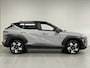 Hyundai Kona 1.6 GDI HEV Premium TWO TONE | LEDER | 18 INCH | FULL LED | SMART KEY | ZEER COMPLEET!