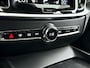 Volvo V60 T5 Aut. Momentum Pro | Trekhaak | Stoelverwarming