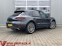 Porsche Macan 2.0 automaat 252 PK | Panorama | Xenon | Camera | CarPlay | Cruise | Climate | Navigatie | Stoel/Stuurverwarming