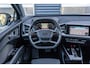 Audi Q4 e-tron 40 204pk Launch Edition Advanced Plus 77 kWh | SoH 92% | Panoramadak | Trekhaak | Sportstoelen Verwarmd | Matrix Koplampen | Interieur Voorklimatisering | Apple Carplay & Android Auto | Warmtepomp