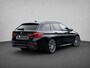 BMW 5-Serie Touring 530i xDrive M-Sport | Pano | Trekhaak | Harman Kardon | Carplay | Camera | DAB+ | 350pk | Navigatie Pro |