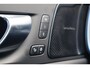 Volvo XC60 2.0 T8 Plug-in Hybrid AWD Plus Black Edition | Long Range PHEV | Facelift | Panoramadak | 360 Graden Camera | Harman Kardon Audio | Lichtmetalen Velgen 21 inch | Sportstoelen | Keyless Entry | Stuur- / Stoelverwarming | Keyless | Navigatie | Apple Carplay | Android Auto