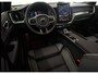 Volvo XC60 2.0 T8 Plug-in Hybrid AWD Plus Black Edition | Long Range PHEV | Facelift | Panoramadak | 360 Graden Camera | Harman Kardon Audio | Lichtmetalen Velgen 21 inch | Sportstoelen | Keyless Entry | Stuur- / Stoelverwarming | Keyless | Navigatie | Apple Carplay | Android Auto
