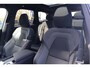 Volvo XC60 2.0 T8 Plug-in Hybrid AWD Plus Black Edition | Long Range PHEV | Facelift | Panoramadak | 360 Graden Camera | Harman Kardon Audio | Lichtmetalen Velgen 21 inch | Sportstoelen | Keyless Entry | Stuur- / Stoelverwarming | Keyless | Navigatie | Apple Carplay | Android Auto