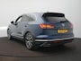 Volkswagen Touareg Elegance 3.0 250 kW / 340 pk TSI SUV 8 versn. Tipt l Panodak l Vol leer l Luchtvering l