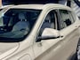 BMW X1 xDrive25e High Executive Kaschmirsilber | Beige leder | Camera | HUD | Stoelverwarming | 4x4