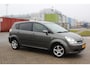 Toyota Corolla Verso 1.6 VVT-i Terra trekhaak extra set winterbanden