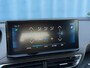 Peugeot 3008 1.2 PureTech Active Pack Adeptieve cruise control | Keyless start | Achteruitrijcamera | Parkeersensoren voor & achter | Lichtmetalen velgen 17"