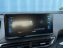 Peugeot 3008 1.2 PureTech Active Pack Adeptieve cruise control | Keyless start | Achteruitrijcamera | Parkeersensoren voor & achter | Lichtmetalen velgen 17"
