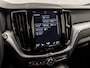 Volvo XC60 2.0 T8 Twin Engine AWD Inscription 391Pk Automaat (PANORAMADAK, LUCHTVERING, APPLE CARPLAY, GROOT NAVI, ELEK SPORTSTOELEN, LEDER, ZWART HEMEL, STOELVERWARMING, GETINT GLAS, NIEUWSTAAT)