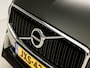 Volvo XC60 2.0 T8 Twin Engine AWD Inscription 391Pk Automaat (PANORAMADAK, LUCHTVERING, APPLE CARPLAY, GROOT NAVI, ELEK SPORTSTOELEN, LEDER, ZWART HEMEL, STOELVERWARMING, GETINT GLAS, NIEUWSTAAT)