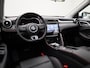 MG MG ZS EV Standard Range Luxury 50 kWh | WLTP 320 KM | Panorama/Schuif-Kantel Dak | 17"LMV | AppleCarPlay/Android Auto | 360 Camera | DAB | Navigatie |