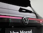 Volkswagen Tiguan 1.5 eHybrid Elegance | 272 PK | EM | Ergo Active Stoelen | Panorama Schuif/Kantel dak | Trekhaak | Parkeercamera | Stoel en Stuurwielverwarming | Achterbankverwarming