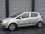 Opel Corsa 1.2-16V Cosmo